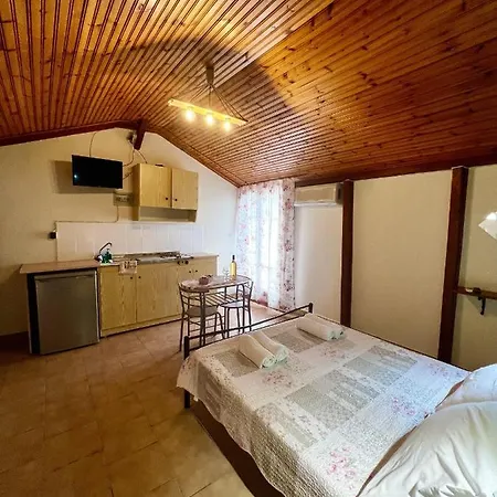 Ocean Front Loft 10 Apartmán *